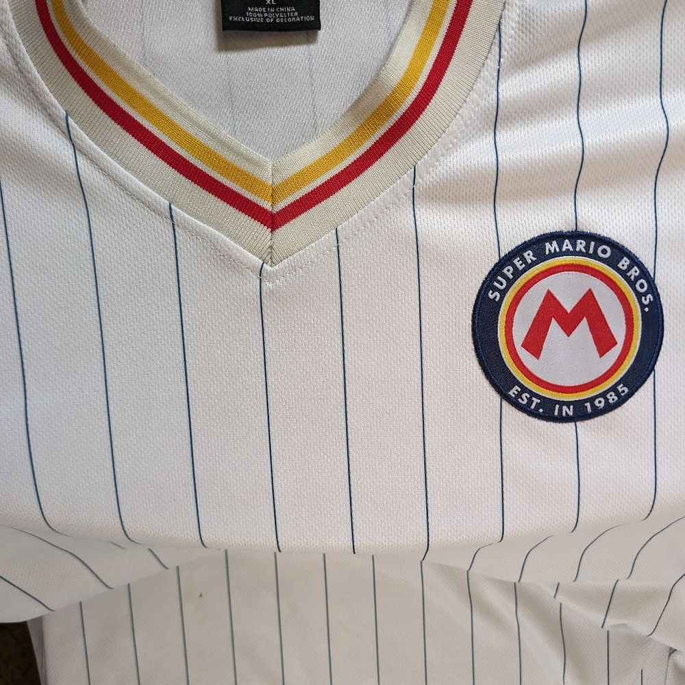 Nintendo Mario Tennis Jersey XL Box Lunch Exclusive